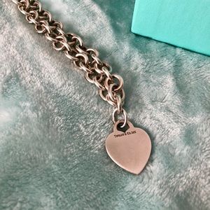 16 inch Tiffany & Co. Heart Tag Necklace 💙